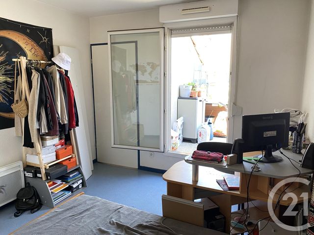 Afficher la photo en grand Appartement F2 à vendre - 2 pièces - 29.0 m2 - LYON - 69003 - RHONE-ALPES - Century 21 Montchat