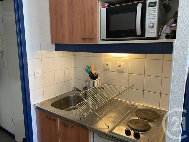 Afficher la photo en grand Appartement F2 à vendre - 2 pièces - 29.0 m2 - LYON - 69003 - RHONE-ALPES - Century 21 Montchat