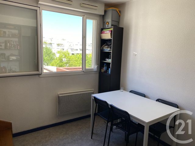 Afficher la photo en grand Appartement F2 à vendre - 2 pièces - 29.0 m2 - LYON - 69003 - RHONE-ALPES - Century 21 Montchat