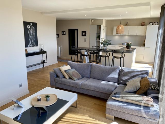 Afficher la photo en grand Appartement T3 à vendre - 3 pièces - 68.0 m2 - VILLEURBANNE - 69 - RHONE-ALPES - Century 21 Montchat