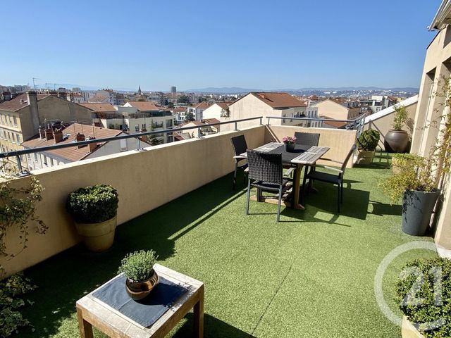 Afficher la photo en grand Appartement T3 à vendre - 3 pièces - 68.0 m2 - VILLEURBANNE - 69 - RHONE-ALPES - Century 21 Montchat