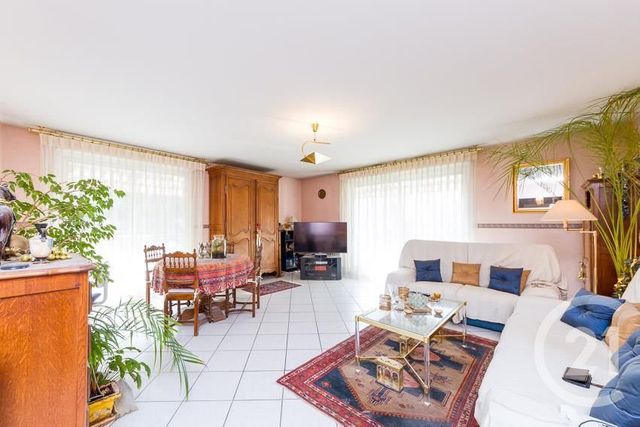 Appartement F5 à vendre - 5 pièces - 125.79 m2 - LYON - 69003 - RHONE-ALPES - Century 21 Montchat Appartement F5 à vendre - 5 pièces - 125.79 m2 - LYON - 69003 - RHONE-ALPES - Century 21 Montchat