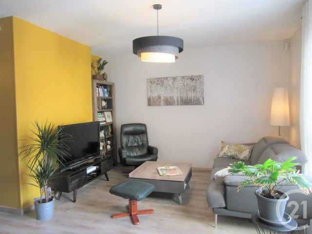 Appartement F3 à vendre - 3 pièces - 62.35 m2 - LYON - 69003 - RHONE-ALPES - Century 21 Montchat Appartement F3 à vendre - 3 pièces - 62.35 m2 - LYON - 69003 - RHONE-ALPES - Century 21 Montchat