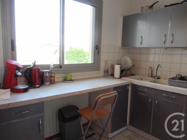 Appartement F2 à vendre - 2 pièces - 48.54 m2 - LYON - 69003 - RHONE-ALPES - Century 21 Montchat Appartement F2 à vendre - 2 pièces - 48.54 m2 - LYON - 69003 - RHONE-ALPES - Century 21 Montchat