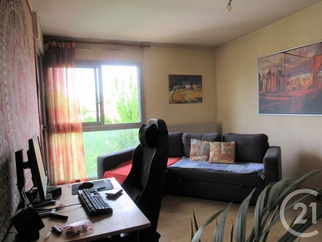 Appartement F2 à vendre - 2 pièces - 48.54 m2 - LYON - 69003 - RHONE-ALPES - Century 21 Montchat Appartement F2 à vendre - 2 pièces - 48.54 m2 - LYON - 69003 - RHONE-ALPES - Century 21 Montchat