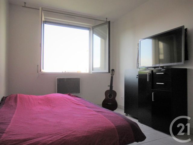 Appartement F3 à vendre - 3 pièces - 76.52 m2 - LYON - 69003 - RHONE-ALPES - Century 21 Montchat Appartement F3 à vendre - 3 pièces - 76.52 m2 - LYON - 69003 - RHONE-ALPES - Century 21 Montchat