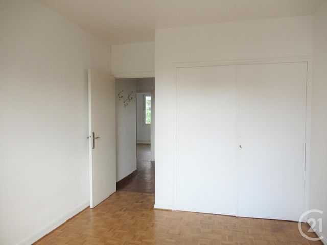 Afficher la photo en grand Appartement F5 à vendre - 5 pièces - 84.83 m2 - VILLEURBANNE - 69 - RHONE-ALPES - Century 21 Montchat