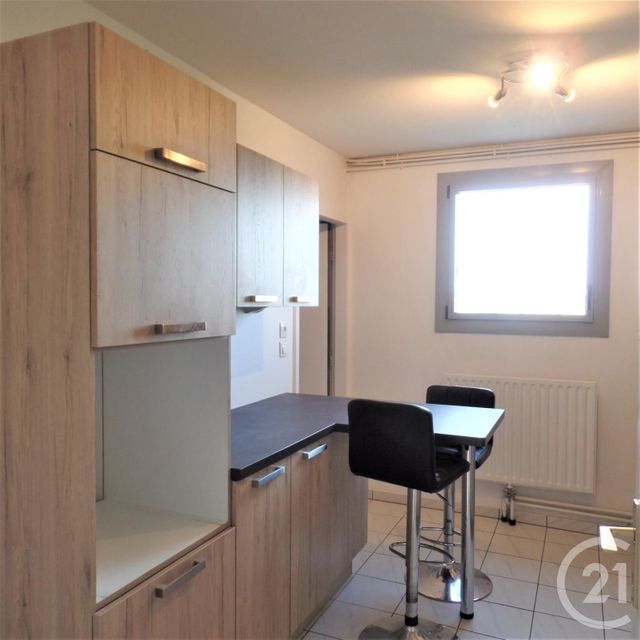 Afficher la photo en grand Appartement F4 à louer - 4 pièces - 86.8 m2 - LYON - 69003 - RHONE-ALPES - Century 21 Montchat