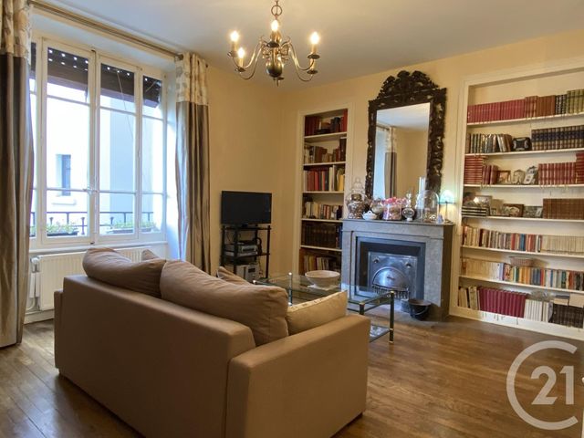 Appartement T3 à vendre - 3 pièces - 86.0 m2 - VILLEURBANNE - 69 - RHONE-ALPES - Century 21 Montchat Appartement T3 à vendre - 3 pièces - 86.0 m2 - VILLEURBANNE - 69 - RHONE-ALPES - Century 21 Montchat