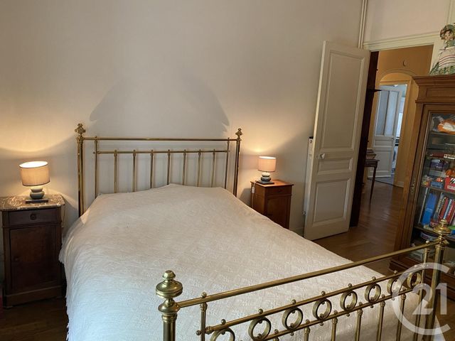 Appartement T3 à vendre - 3 pièces - 86.0 m2 - VILLEURBANNE - 69 - RHONE-ALPES - Century 21 Montchat Appartement T3 à vendre - 3 pièces - 86.0 m2 - VILLEURBANNE - 69 - RHONE-ALPES - Century 21 Montchat