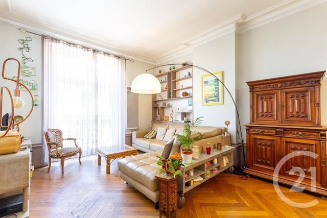 Afficher la photo en grand Appartement F5 à vendre - 5 pièces - 96.5 m2 - LYON - 69003 - RHONE-ALPES - Century 21 Montchat