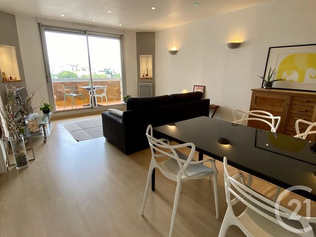 Afficher la photo en grand Appartement F4 à vendre - 4 pièces - 112.0 m2 - LYON - 69003 - RHONE-ALPES - Century 21 Montchat