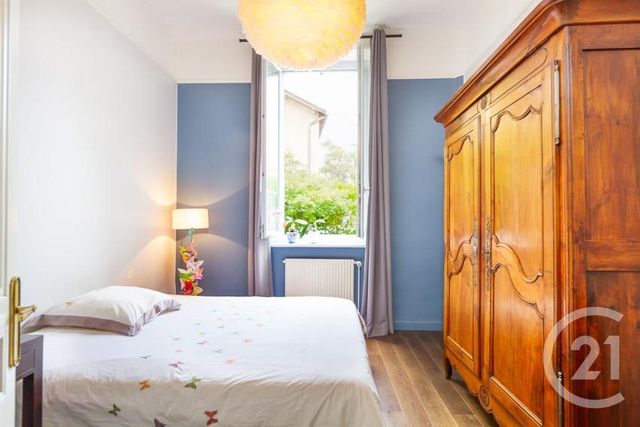 Afficher la photo en grand Appartement F4 à vendre - 4 pièces - 96.24 m2 - VILLEURBANNE - 69 - RHONE-ALPES - Century 21 Montchat