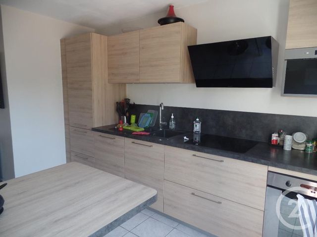 Afficher la photo en grand Appartement F4 à louer - 4 pièces - 117.58 m2 - LYON - 69003 - RHONE-ALPES - Century 21 Montchat