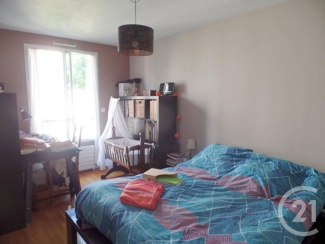 Afficher la photo en grand Appartement F4 à louer - 4 pièces - 117.58 m2 - LYON - 69003 - RHONE-ALPES - Century 21 Montchat