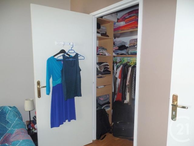 Afficher la photo en grand Appartement F4 à louer - 4 pièces - 117.58 m2 - LYON - 69003 - RHONE-ALPES - Century 21 Montchat