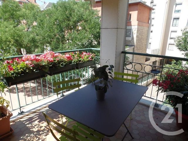 Afficher la photo en grand Appartement F4 à louer - 4 pièces - 117.58 m2 - LYON - 69003 - RHONE-ALPES - Century 21 Montchat