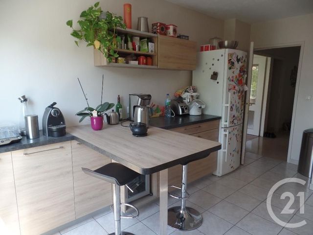 Afficher la photo en grand Appartement F4 à louer - 4 pièces - 117.58 m2 - LYON - 69003 - RHONE-ALPES - Century 21 Montchat