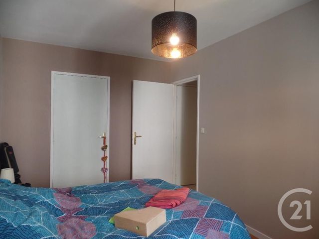 Afficher la photo en grand Appartement F4 à louer - 4 pièces - 117.58 m2 - LYON - 69003 - RHONE-ALPES - Century 21 Montchat