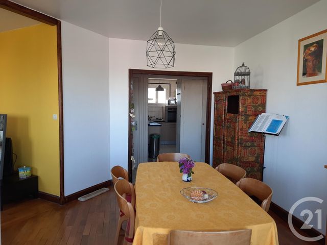 Afficher la photo en grand Appartement F4 à louer - 4 pièces - 59.51 m2 - VILLEURBANNE - 69 - RHONE-ALPES - Century 21 Montchat