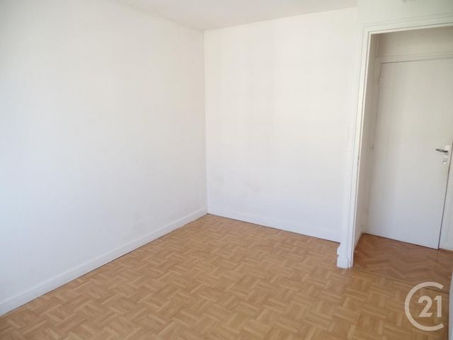 Afficher la photo en grand Appartement F3 à louer - 3 pièces - 56.25 m2 - VILLEURBANNE - 69 - RHONE-ALPES - Century 21 Montchat