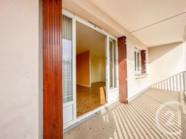 Appartement F5 à vendre - 5 pièces - 89.07 m2 - VILLEURBANNE - 69 - RHONE-ALPES - Century 21 Montchat